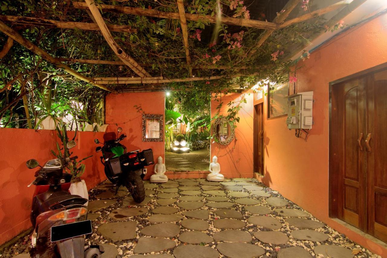 Sannyas Boutique Hotel Uluwatu Extérieur photo