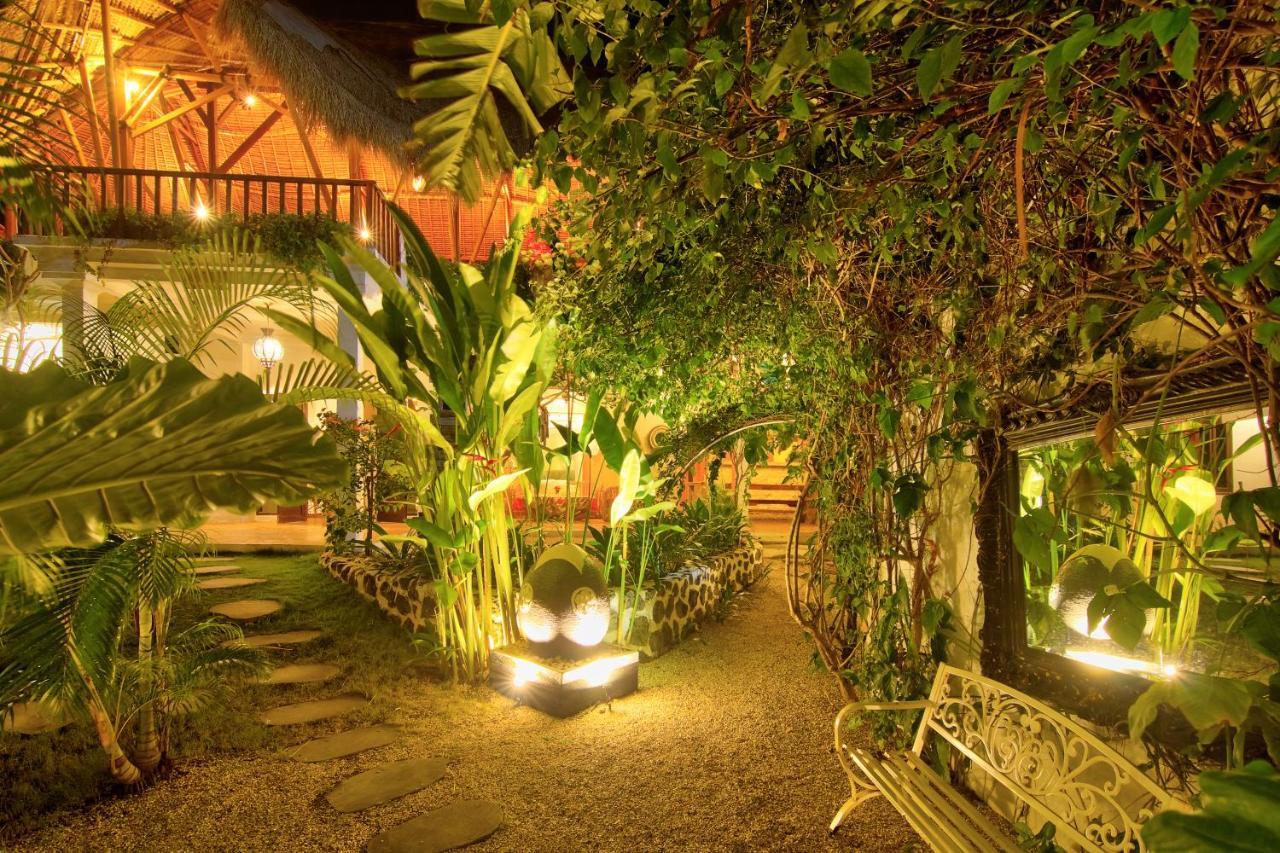 Sannyas Boutique Hotel Uluwatu Extérieur photo