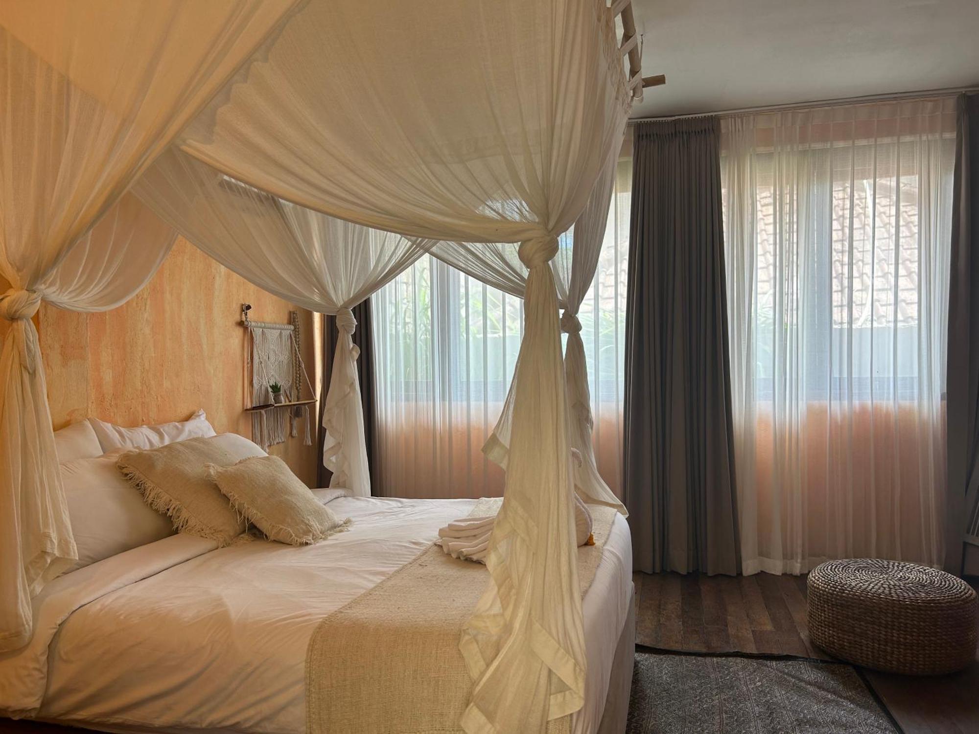 Sannyas Boutique Hotel Uluwatu Extérieur photo