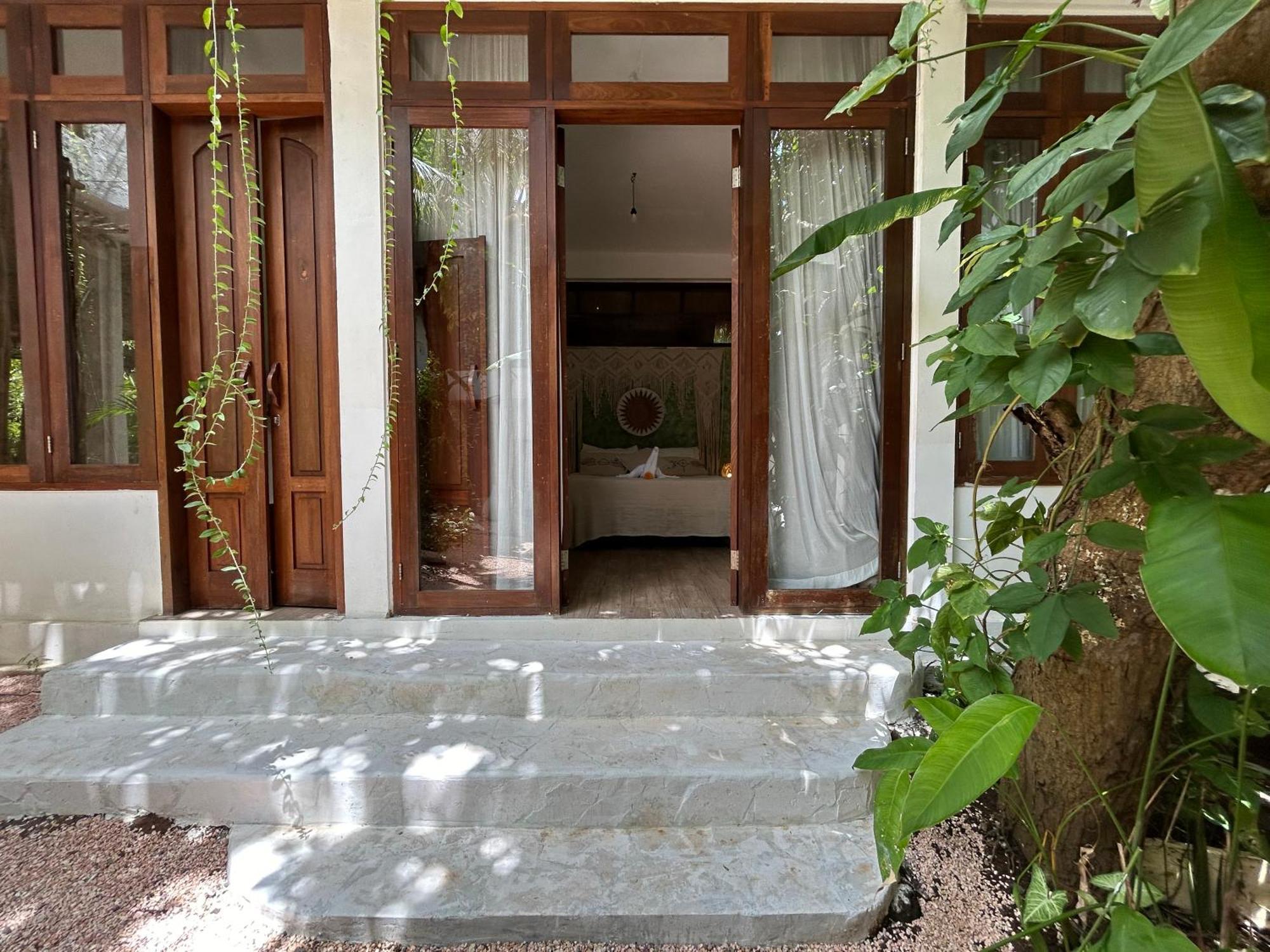 Sannyas Boutique Hotel Uluwatu Extérieur photo